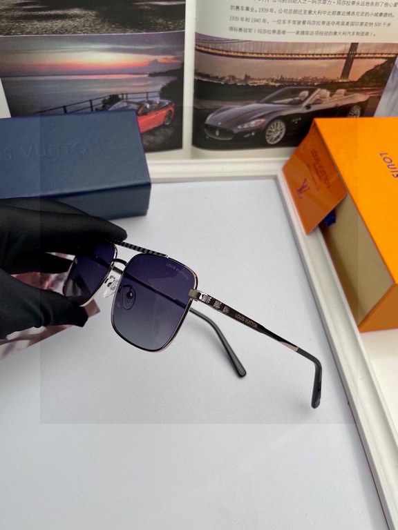 . New   Brand Louis Vuitton LV Original single quality men and women with the same polarized sunglasses   Material high-definition Polaroid polarized lenses, imported alloy printed logo mirror legs. Small frame exquisite