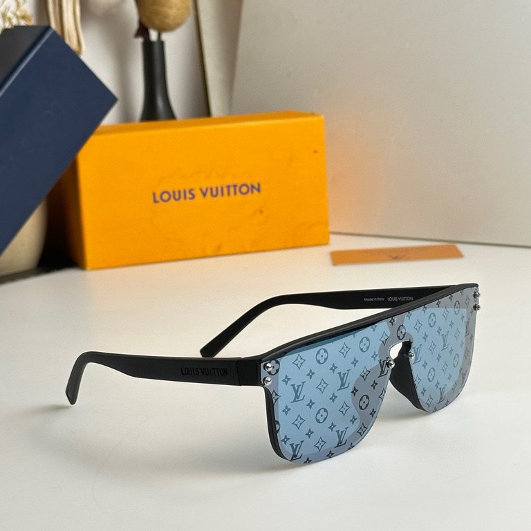 Internet Explosion In stock in large quantities. In stock. In stock LOUIS VUITTO MODEL Z1082 Z2329 Z2331 Z1487 Z1485 The original LV cut edge rimless shape Gorgeous turn with infinite taste Patterned design Classic uniqu