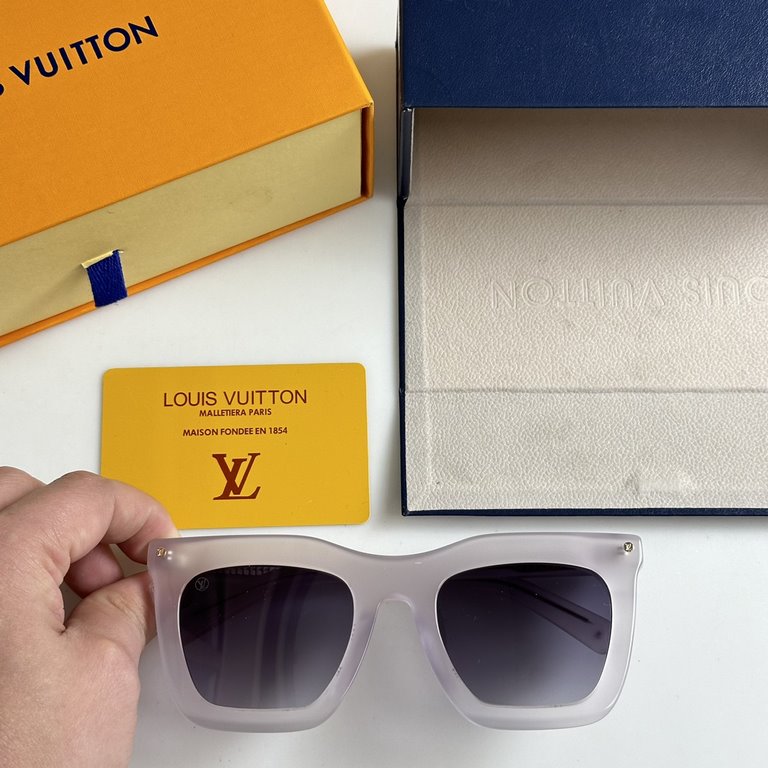 LOUIS VUITTON-Louis Vuitton Z4028WSize 53-23-145.