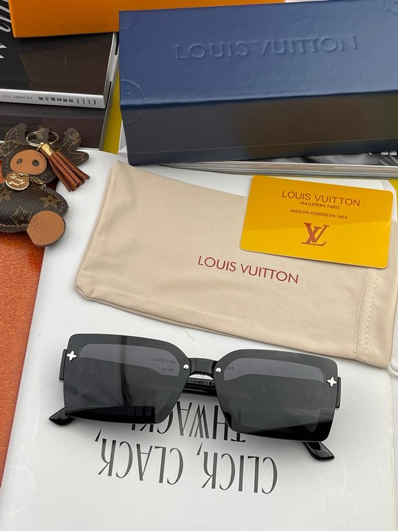 [TR Polarized Series] lv large frame sunglasses sunglasses classic box design, do not pick face type, whether with a coat or dress are very temperament polarized lenses to prevent ultraviolet Model Model L6771