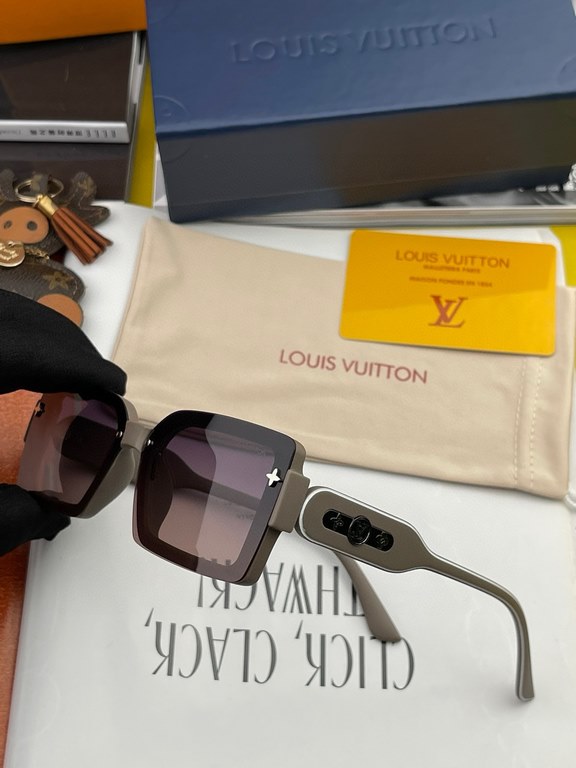 [TR Polarized Series] lv large frame sunglasses sunglasses classic box design, do not pick face type, whether with a coat or dress are very temperament polarized lenses to prevent ultraviolet Model Model L6771