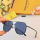 LV2024 new Korean version of a hundred retro sunglasses street shooting advanced sense ins sunscreen riding polarized sunglasses