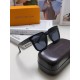 lv Louis Vuitton large frame sunglasses sunglasses classic box design, not pick face type, whether with a coat or a dress are very temperament polarized lenses to prevent ultraviolet rays