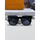 lv Louis Vuitton large frame sunglasses sunglasses classic box design, not pick face type, whether with a coat or a dress are very temperament polarized lenses to prevent ultraviolet rays