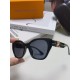 LV Louis Vuitton thick frame polygonal plate sunglasses female European and American wind UV protection sunglasses high goods show face small fashion trend female models