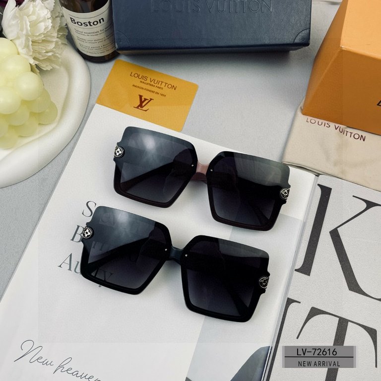 . [Louis Vuitton - LV . [Polaroid Resin Polarized Lenses]  .  . [PC Frames-Lightweight and comfortable to wear] .  . [size 59-17-146] .  . [  new sunglasses to reduce the burden of glare, blocking harmful light radiation