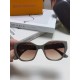 LV Louis Vuitton thick frame polygonal plate sunglasses female European and American wind UV protection sunglasses high goods show face small fashion trend female models