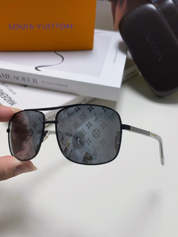 LV Louis Vuitton Sunglasses can be matched with near with myopia metal sunglasses men's fashion retro sunshade square frame glasses double beam sunglasses female models