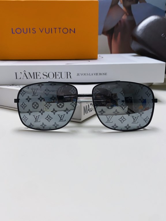 LV Louis Vuitton Sunglasses can be matched with near with myopia metal sunglasses men's fashion retro sunshade square frame glasses double beam sunglasses female models