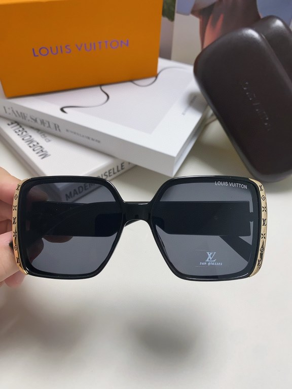 Lv Louis Vuitton New Liu Yifei the same sunglasses female trend fashion personality large square frame driving special anti-ultraviolet sunglasses ladies