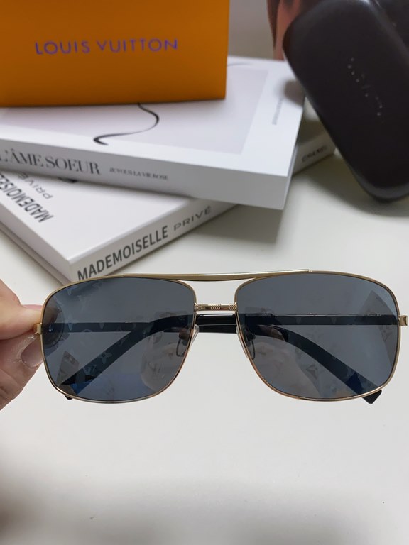 LV Louis Vuitton Sunglasses can be matched with near with myopia metal sunglasses men's fashion retro sunshade square frame glasses double beam sunglasses female models