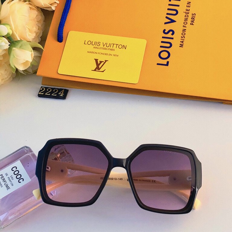 LV new square light luxury sunglasses premium sense of gradient fashion trend versatile ultraviolet protection sunglasses summer Ms.