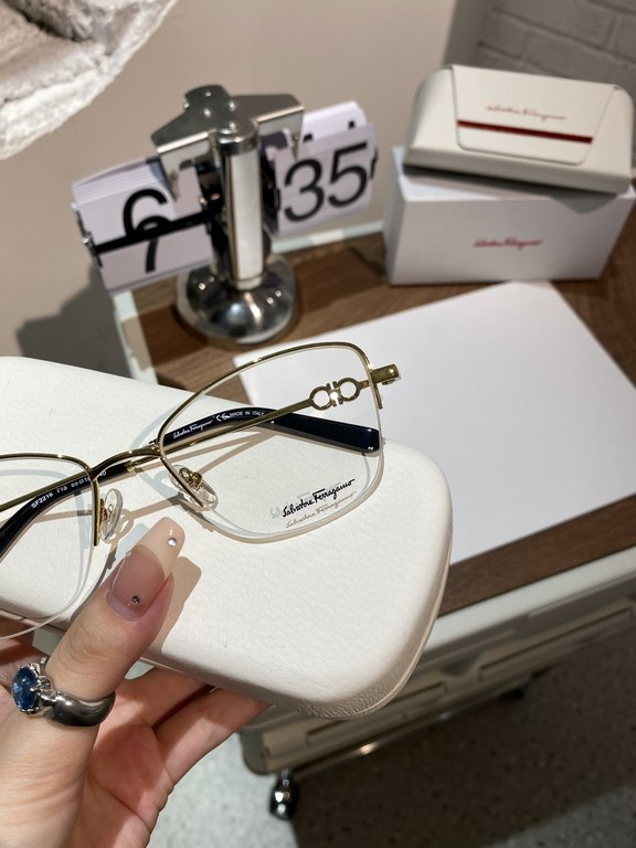 Salvatore ferragam Ferragam SF2216 polygonal half-rim myopia glasses   flat lenses High quality, not picky face, know the goods to come Size 55-16-140 Women's Glasses