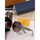 lv large frame sunglasses sunglasses classic square box design, do not pick face type, whether with a coat or dress are very temperament prevention UV Model Model L1147