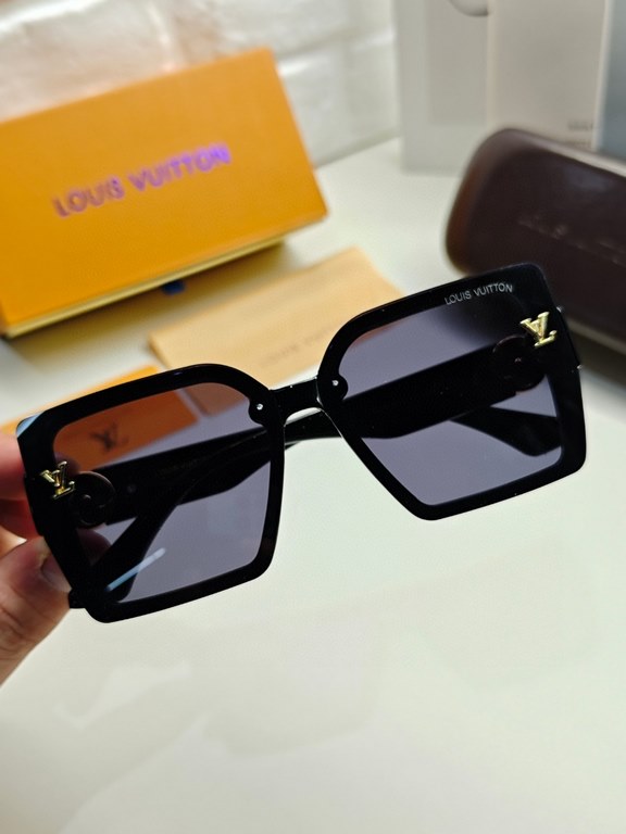 LV Louis Vuitton Super good quality women's sunglasses UV protection round face large frame sunglasses 2024 new large face thin retro net red glasses