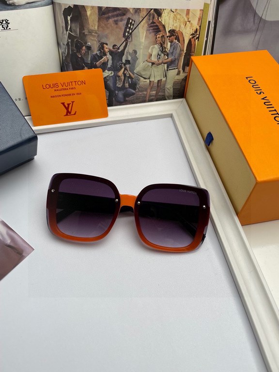 . NewBrand,  Louis Vuitton LV Women's Rimless Ladies Sunglasses   Imported Polaroid HD polarized lenses, TRlogo temples, high-end customized design, wear a super model, a must-have for travel and driving. No. 7001.