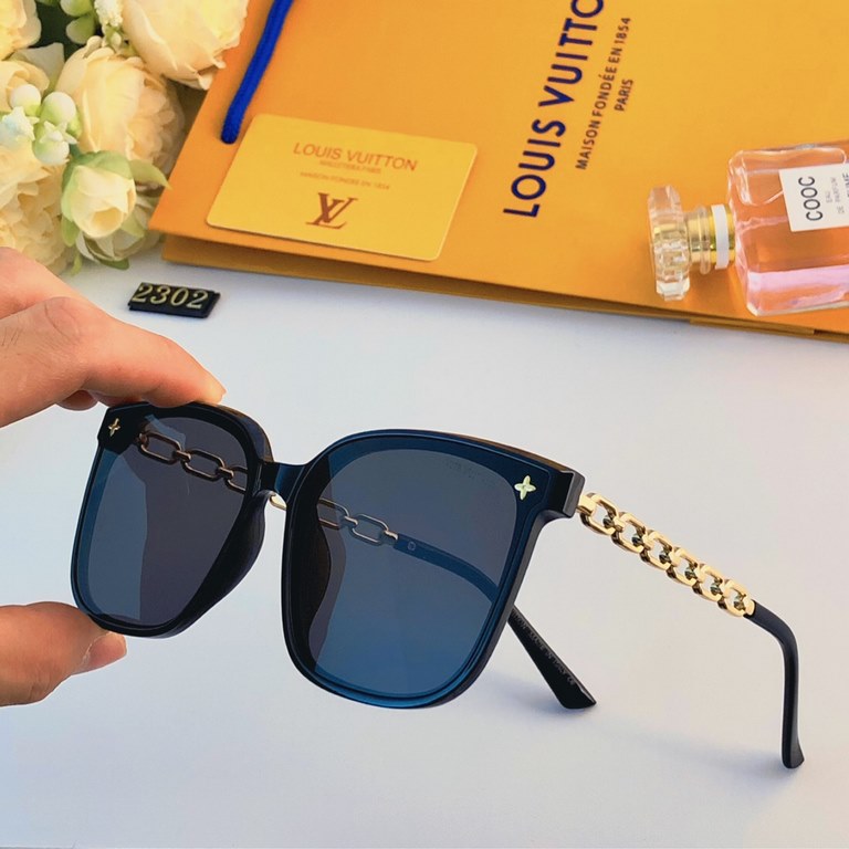 LV new sunglasses female advanced sense ins net red models sunscreen sunglasses large frame round face thin glasses male models