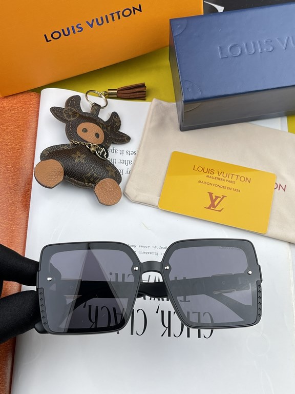 [TR Polarized Series] lv large frame sunglasses sunglasses classic box design, not pick face type, whether with a coat or dress are very temperamentally polarized lenses to prevent ultraviolet Model L1845