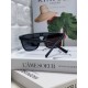 LV Louis Vuitton Alphabet Collection L.V Internet Explosion In stock in large quantities. In stock. In stock LOUIS VUITTO Original LV cut edge rimless shape Gorgeous turn with infinite taste Patterned design Classic uniq