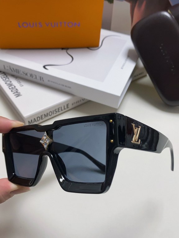 LV Louis Vuitton European and American large frame one-piece sunglasses Wang Hedi the same street beat tide cool glasses fashion inlaid diamond square men and women sunglasses