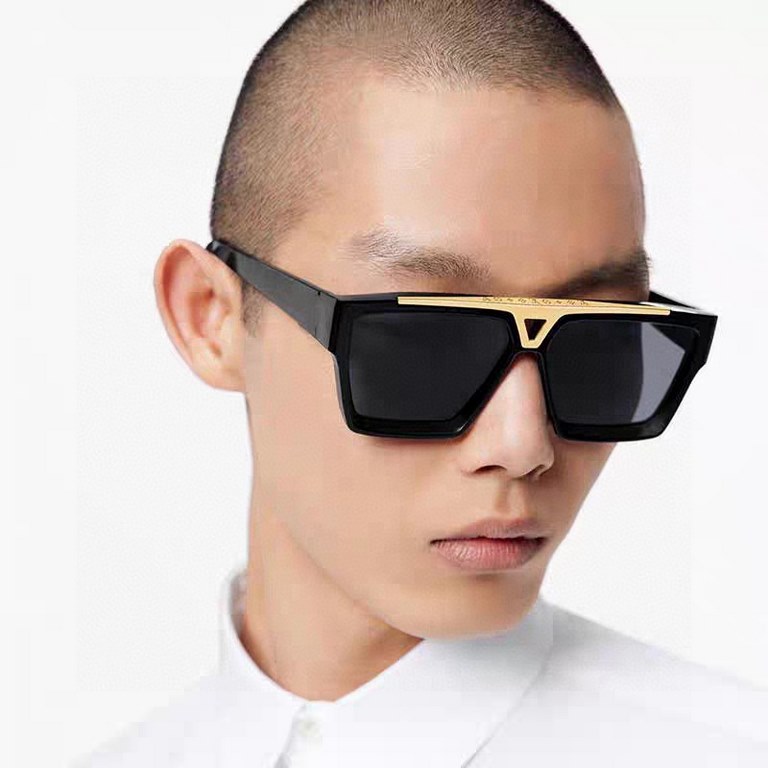 Lv Men's SunglassesLv this series of sunglasses are very good to see the hand in kind especially texture low-key luxury feeling ~ small to 20 little puppy big to 50-year-old uncle can handle!