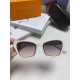 Lv Louis Vuitton 2024 new sunglasses classic family old flower with female senior sense show face small UV protection sunglasses retro simple large frame thin small red book the same models