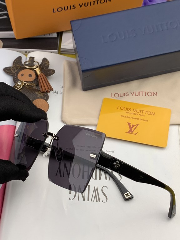 LV 2023 new women's square frame sunglasses driving sunglasses New rimless sunglasses Fashionable and generous Comfortable and light Exquisite luxury Ultra-light Model L220