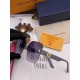 LV 2023 new women's square frame sunglasses driving sunglasses New rimless sunglasses Fashionable and generous Comfortable and light Exquisite luxury Ultra-light Model L9581