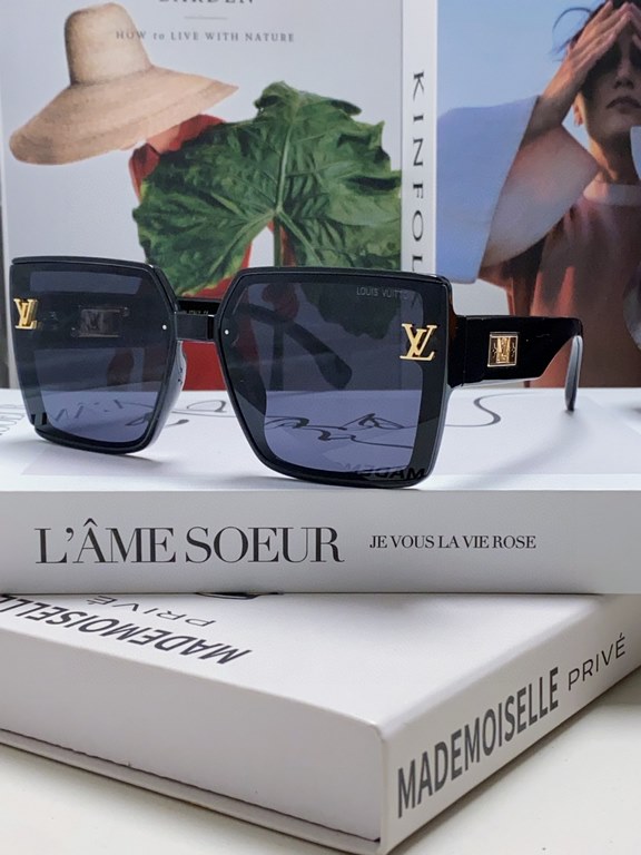 Lv Louis Vuitton 2024 new hollowed out polarized sunglasses women show face small fashion large frame sunglasses UV protection lightweight net red glasses for men and women