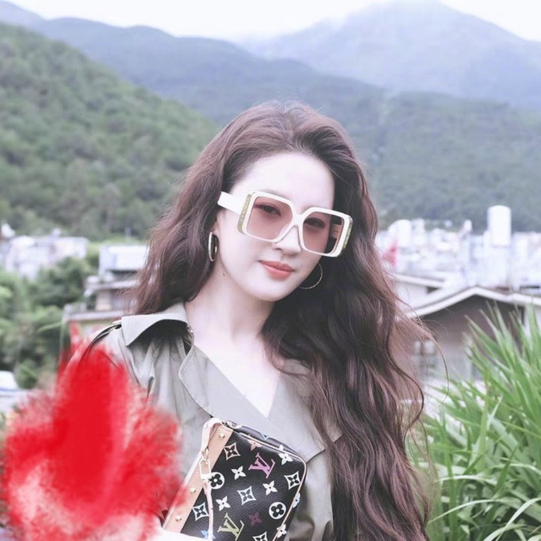 Lv Louis Vuitton New Liu Yifei the same sunglasses female trend fashion personality large square frame driving special anti-ultraviolet sunglasses ladies