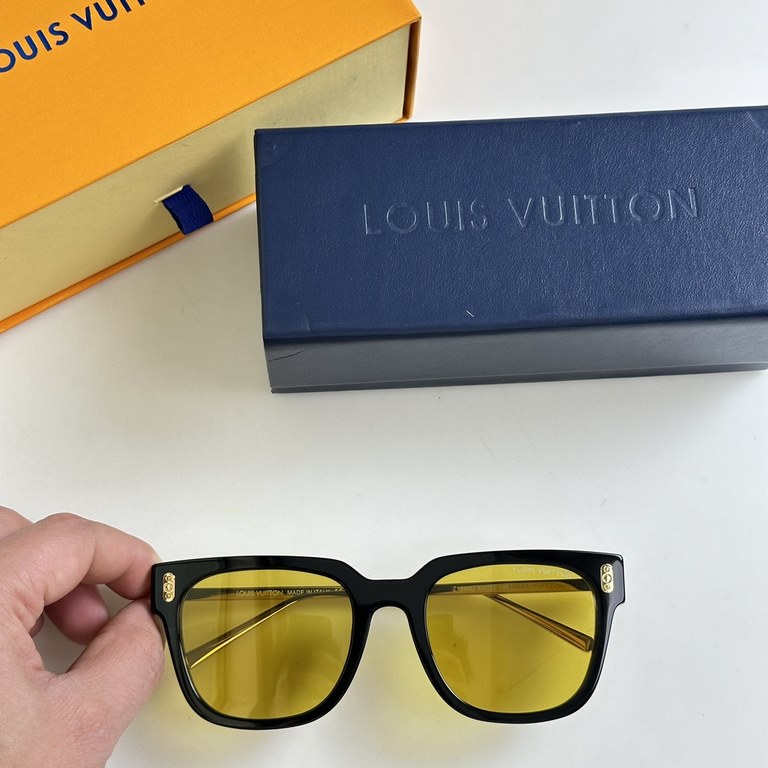 LOUIS VUITTON Z1939U Size 53 22-145 LV monogrammed temples