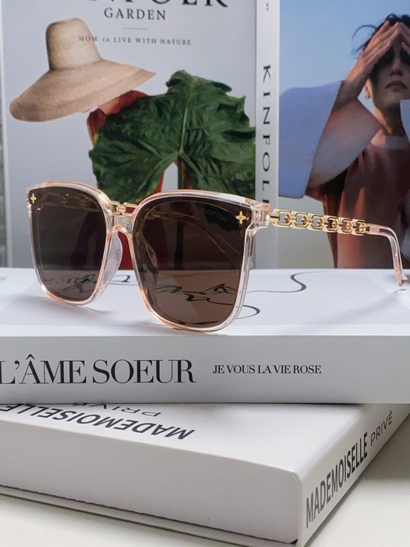 LV Louis Vuitton 2024 early spring new models Many stars with the same models.LV new large frame sunglasses Polaroid ultra-clear sunglasses