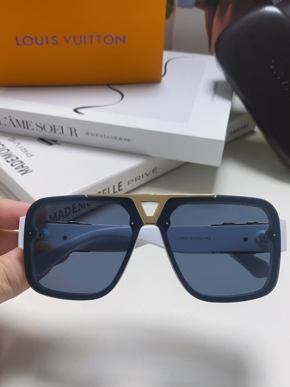 LV Louis Vuitton 2024 new fashion large frame sunglasses men and women universal net red with the same box sunglasses men tide Europe and the United States across the border