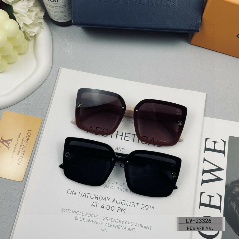 . [Louis Vuitton - LV . [Polaroid Resin Lenses . [PC frames are lightweight and comfortable to wear] . [size 65-13-145]. . [   new sunglasses to reduce the burden of glare, star models, blocking harmful light radiation, 