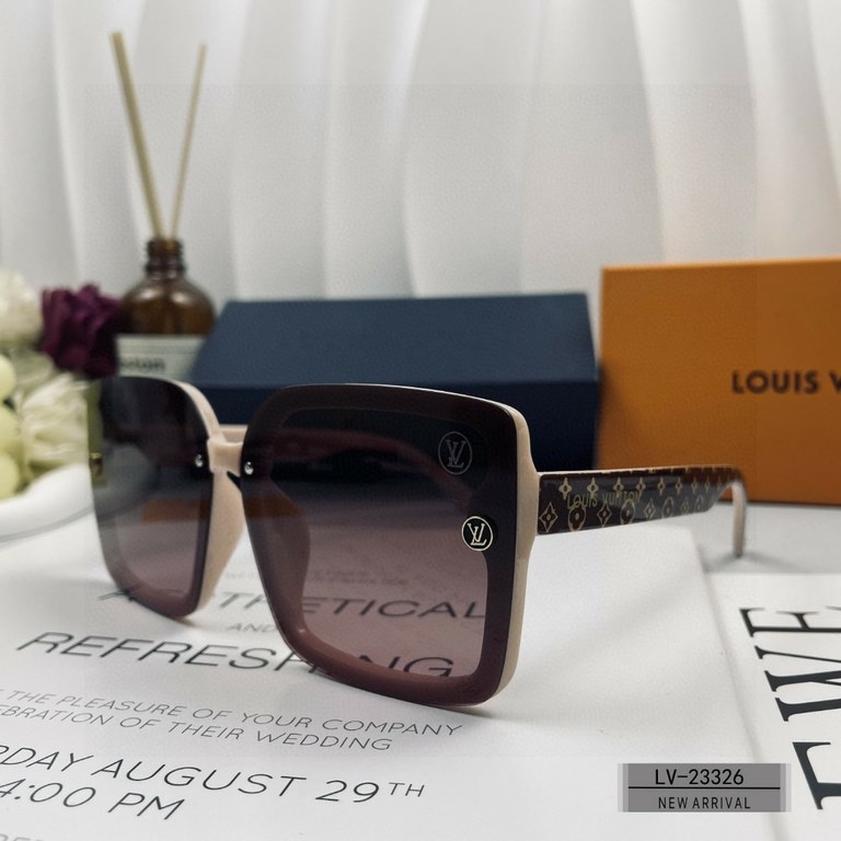 . [Louis Vuitton - LV . [Polaroid Resin Lenses . [PC frames are lightweight and comfortable to wear] . [size 65-13-145]. . [   new sunglasses to reduce the burden of glare, star models, blocking harmful light radiation, 