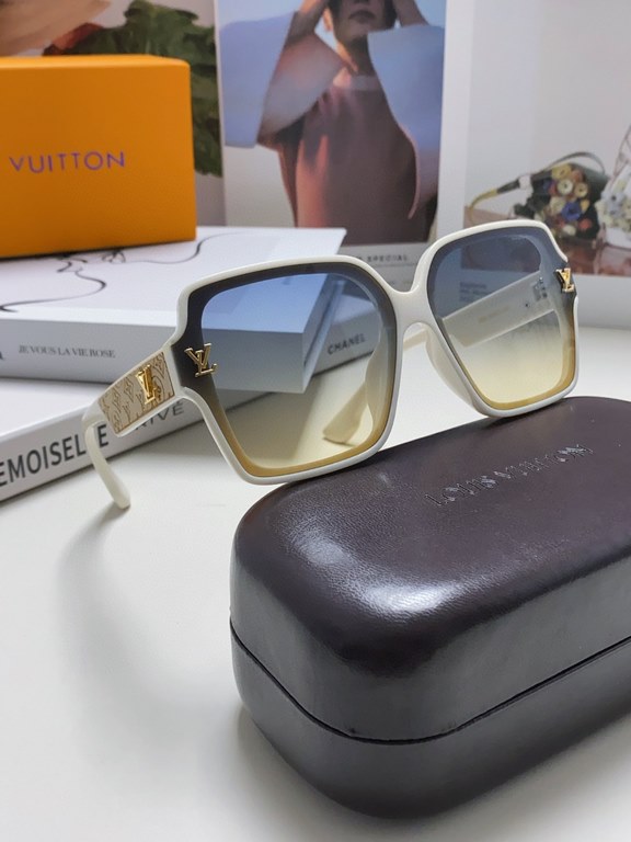 LV Louis Vuitton 2024 new women's square frame sunglasses driving sunglasses new sunglasses fashionable and generous comfortable and lightweight exquisite luxury ultra-lightweight