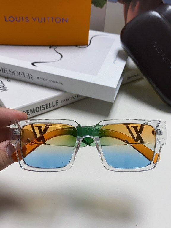 LV Louis Vuitton new sunglasses retro personality avant-garde sunglasses model model high quality plate high quality box