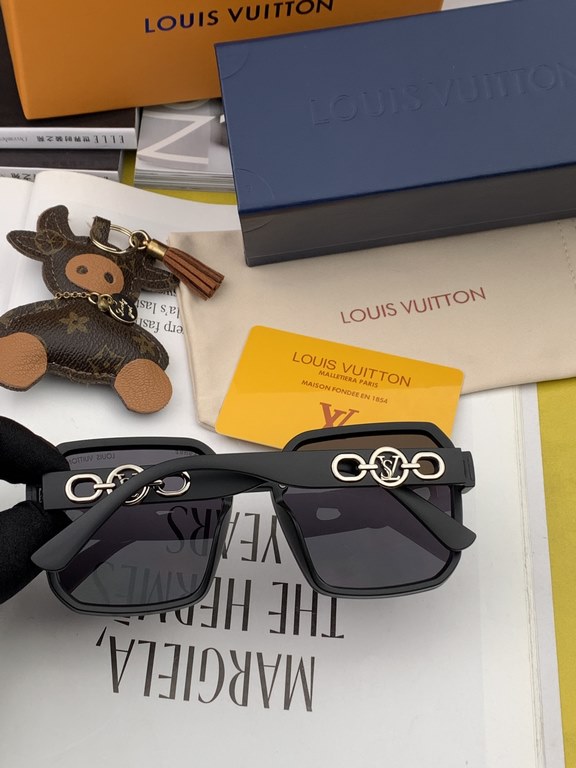 LV 2023 new women's square frame sunglasses driving sunglasses New sunglasses Fashionable and generous Comfortable and lightweight Exquisite luxury Ultra-light Model L5771