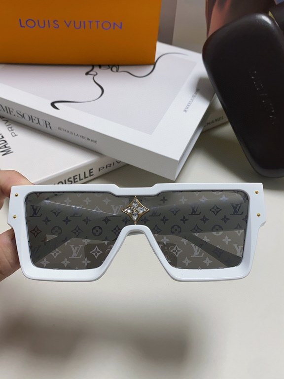 LV Louis Vuitton European and American large frame one-piece sunglasses Wang Hedi the same street beat tide cool glasses fashion inlaid diamond square men and women sunglasses