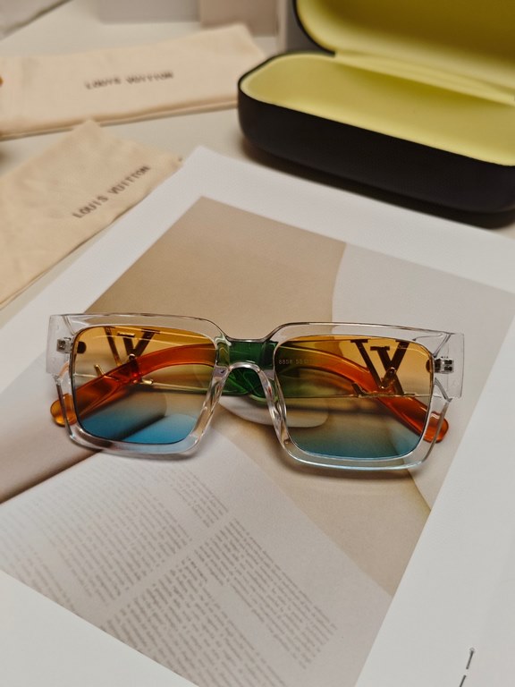 LV Louis Vuitton new sunglasses retro personality avant-garde sunglasses model model high quality plate high quality box