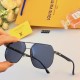 LV2024 new Korean version of a hundred retro sunglasses street shooting advanced sense ins sunscreen riding polarized sunglasses