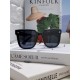 lv Louis Vuitton large frame sunglasses sunglasses classic box design, not pick face type, whether with a coat or a dress are very temperament polarized lenses to prevent ultraviolet rays