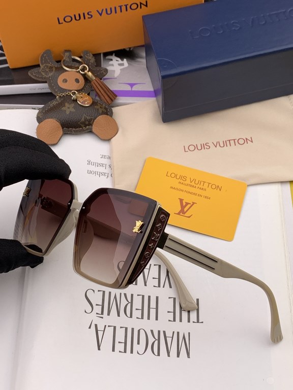 lv large frame sunglasses sunglasses classic box design, not pick face type, whether with a coat or dress are very temperament prevention UV Model Model L7230