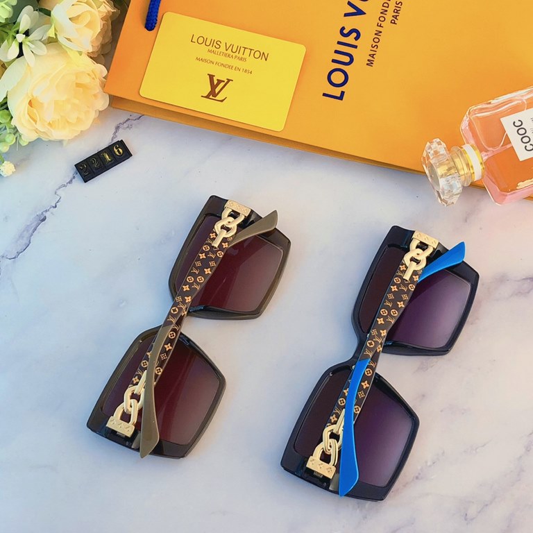 LV sunglasses female thin retro Korean fashion personality square anti-ultraviolet large face trend spicy girl sunglasses