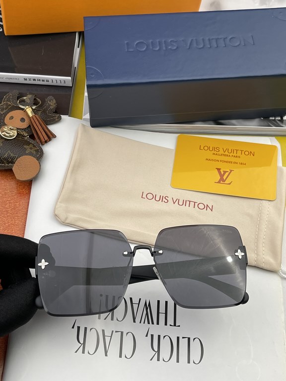 lv large frame sunglasses sunglasses classic box design, not pick face type, whether with a coat or dress are very temperament prevention UV Model L5970