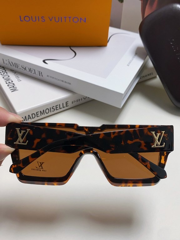 LV Louis Vuitton European and American large frame one-piece sunglasses Wang Hedi the same street beat tide cool glasses fashion inlaid diamond square men and women sunglasses