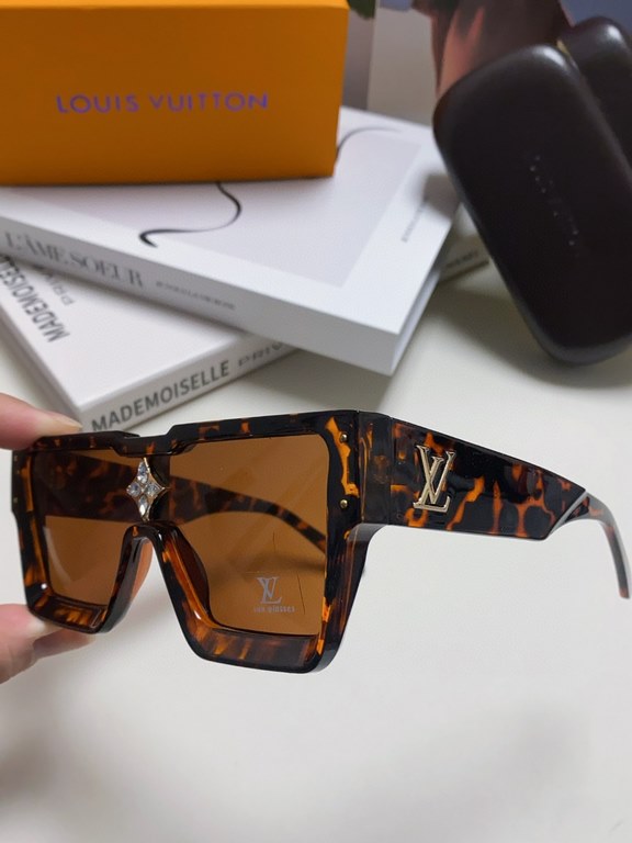 LV Louis Vuitton European and American large frame one-piece sunglasses Wang Hedi the same street beat tide cool glasses fashion inlaid diamond square men and women sunglasses