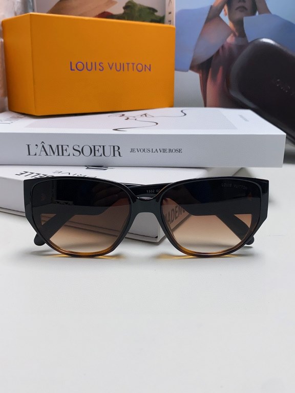 LV Louis Vuitton sunglasses, face-framing visor, high-end and lightweight