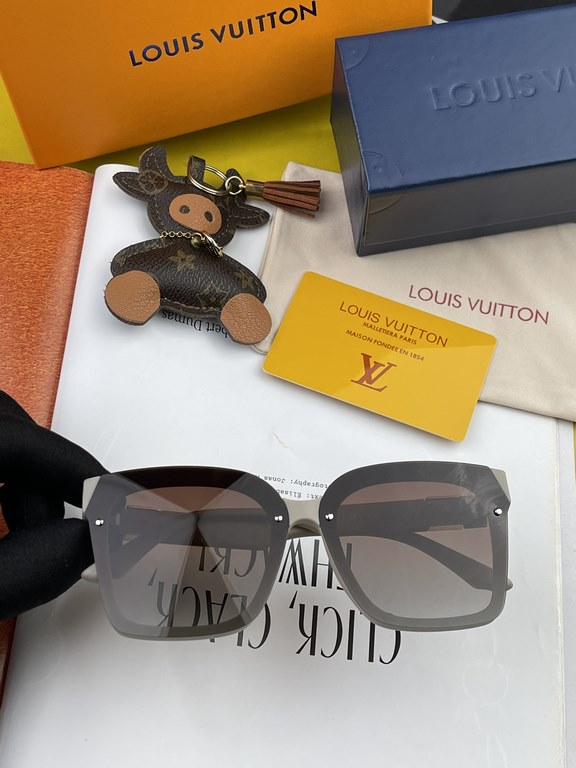 [TR Polarized Series] lv large frame sunglasses sunglasses classic box design, do not pick face type, whether with a coat or dress are very temperamentally polarized lenses to prevent ultraviolet Model Model L1765