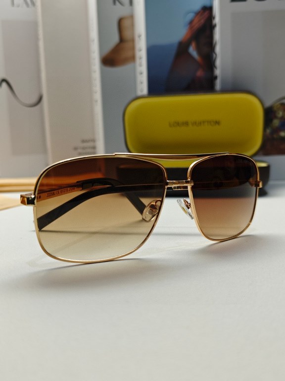 LV Louis Vuitton Sunglasses can be matched with near with myopia metal sunglasses men's fashion retro sunshade square frame glasses double beam sunglasses female models